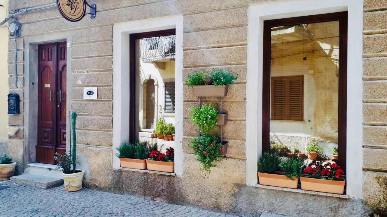 La Vecchia Posta B&B Calangianus Ngoại thất bức ảnh